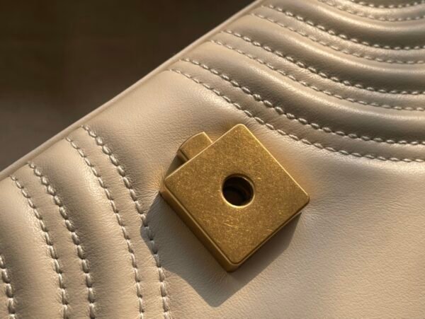 Original leather] Italian creation 547260 GG Marmont family adds a new member series handbag - 图片 4