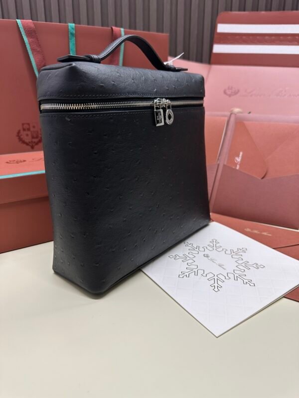 Loro piana Extra Pocket L23.5 Silver buckle Item No.: FAI8511 Color: Black ostrich leather - 图片 7