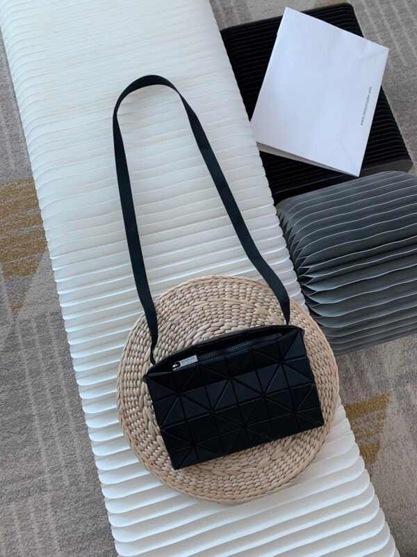 Cartons Box Crossbody Bag - 图片 2