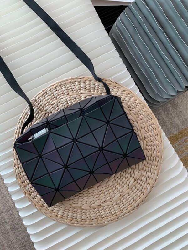 Cartons Box Crossbody Bag - 图片 8