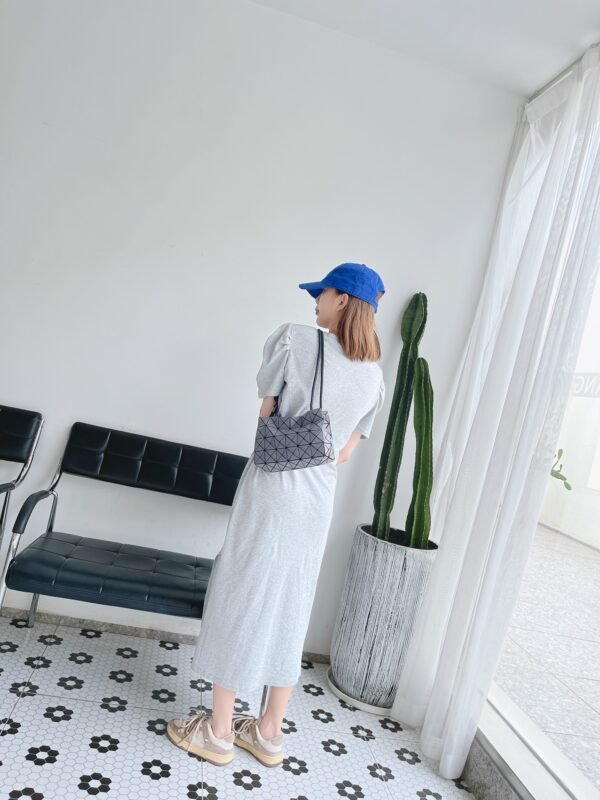 LOOP Series Issey Miyake｜Tofu Bun