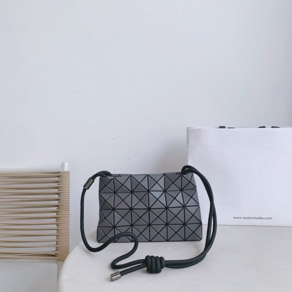 LOOP Series Issey Miyake｜Tofu Bun - 图片 9
