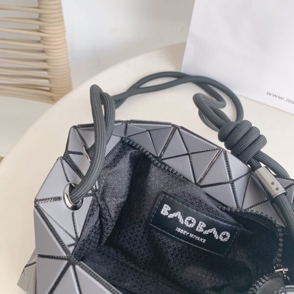 LOOP Series Issey Miyake｜Tofu Bun - 图片 3