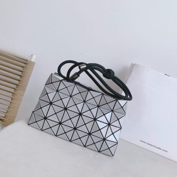 LOOP Series Issey Miyake｜Tofu Bun - 图片 9
