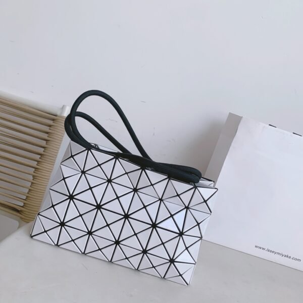 LOOP Series Issey Miyake｜Tofu Bun - 图片 9