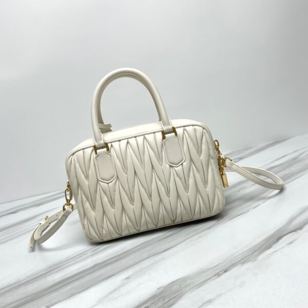 🍒M home😘 New product Large size BB124: MiuMiu new product too pretty bowling handbag - 图片 5