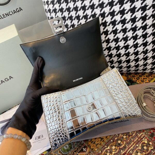 Silver/crocodile pattern size S~🎉🎉🎉Grand launch of Balenciaga/Balenciaga purchasing version🎉🎉🎉 New hourglass bag