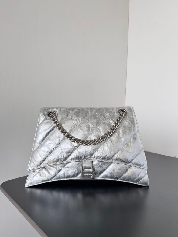💎💎🛍🛍🎁🎁Balenciaga Paris crush chain bag⛓️