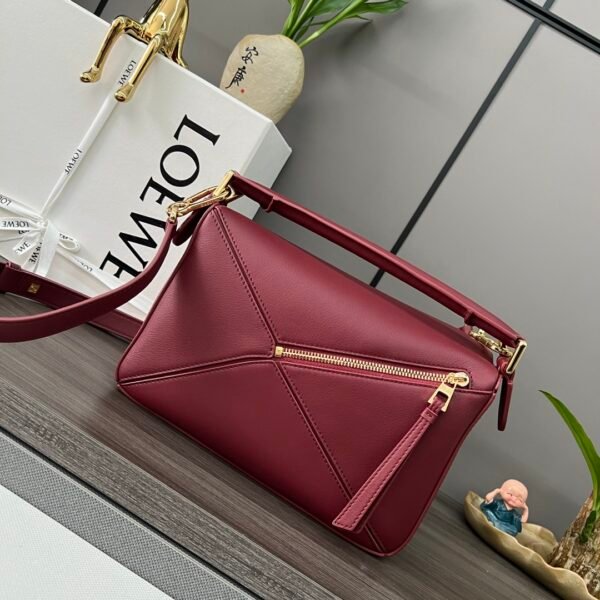L⊚℮w℮🌟 🔥 (New Version) Embossed Logo Small Puzzle Handbag Arrived👏 - 图片 9