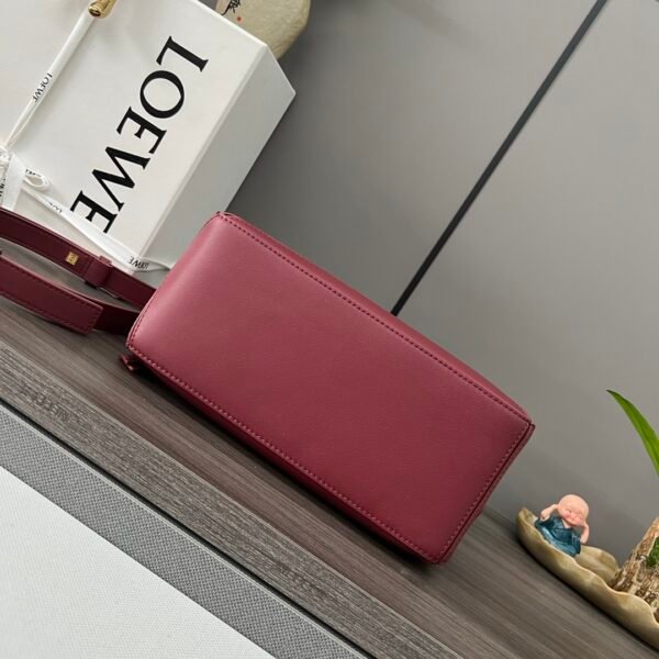 L⊚℮w℮🌟 🔥 (New Version) Embossed Logo Small Puzzle Handbag Arrived👏 - 图片 8