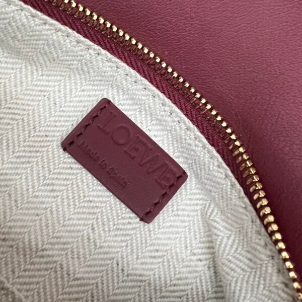 L⊚℮w℮🌟 🔥 (New Version) Embossed Logo Small Puzzle Handbag Arrived👏 - 图片 3