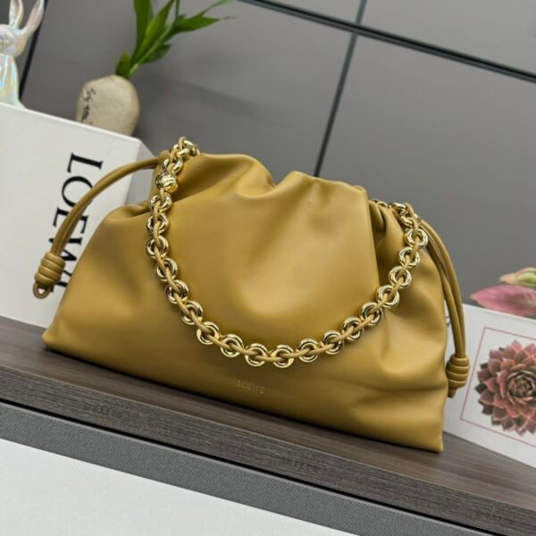 LO℮w℮🌟New large soft nappa leather Flamenco Purse lucky bag with pleated design!