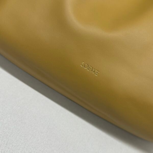 LO℮w℮🌟New large soft nappa leather Flamenco Purse lucky bag with pleated design! - 图片 7