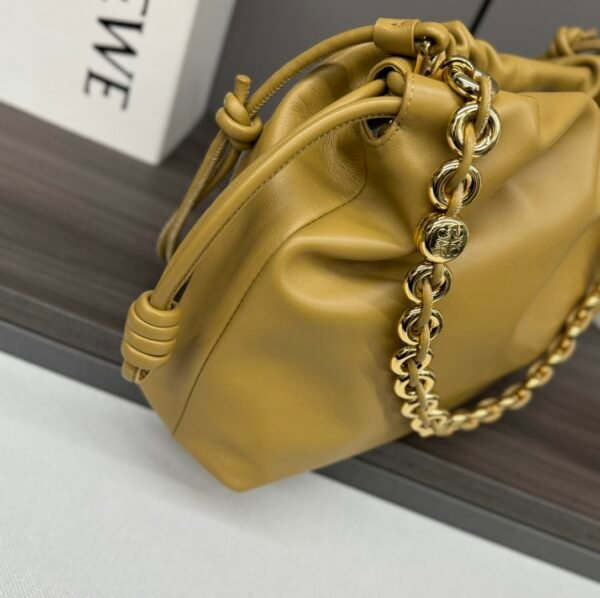 LO℮w℮🌟New large soft nappa leather Flamenco Purse lucky bag with pleated design! - 图片 6