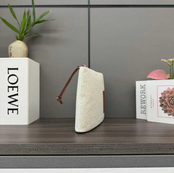LO℮w℮🌟Jacquard canvas clutch bag for men and women👫 - 图片 2