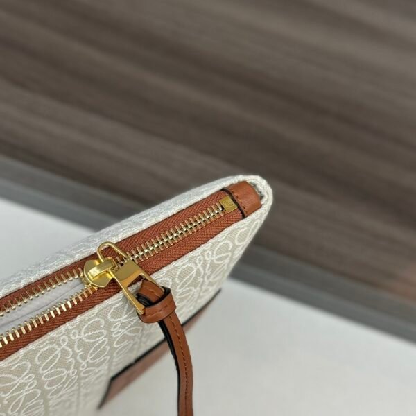 LO℮w℮🌟Jacquard canvas clutch bag for men and women👫 - 图片 5