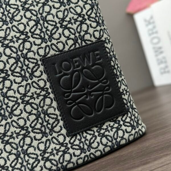 LO℮w℮🌟Jacquard canvas clutch bag for men and women👫 - 图片 6