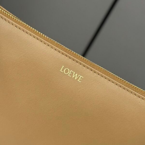 LO℮w℮🌟New Clutch Shiny Nappa Leather Knot T Shiny Nappa Leather Clutch - 图片 6