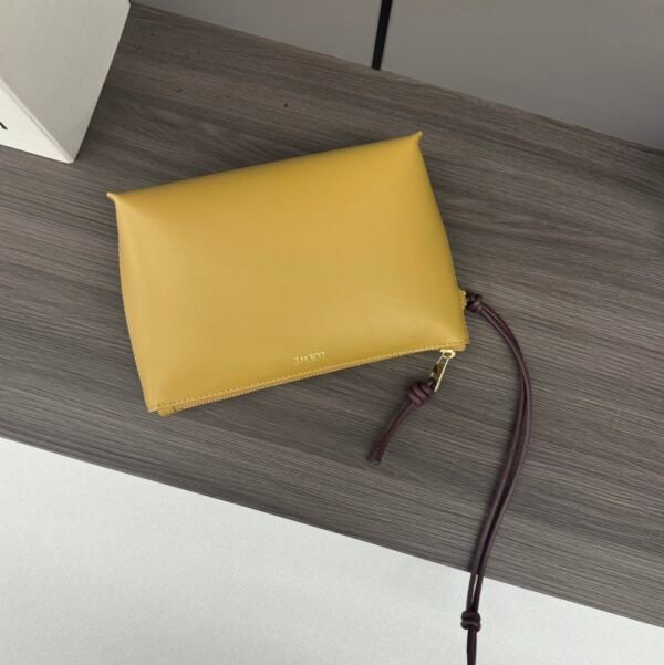 LO℮w℮🌟New Clutch Shiny Nappa Leather Knot T Shiny Nappa Leather Clutch - 图片 6