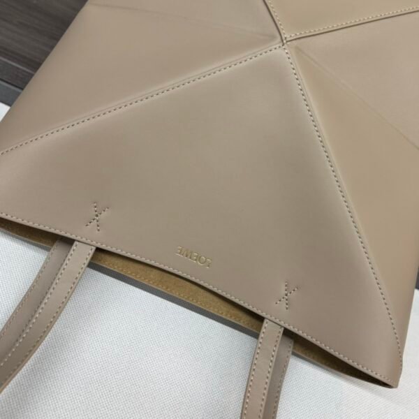 L⊚℮w℮New 🆕Small Shiny Leather Puzzle Fold Tote - 图片 6