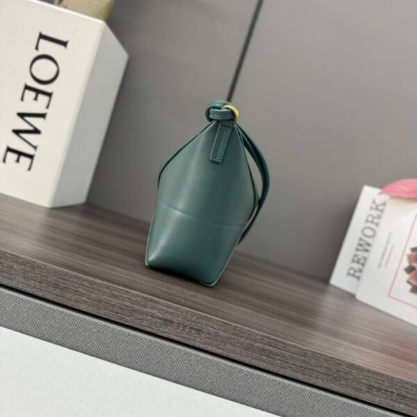 L⊚℮w℮The new 🆕Puzzle Fold pouch handbag reinterprets the practical and versatile handbag - 图片 2