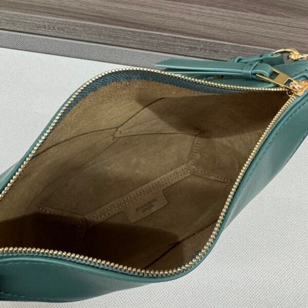 L⊚℮w℮The new 🆕Puzzle Fold pouch handbag reinterprets the practical and versatile handbag - 图片 4