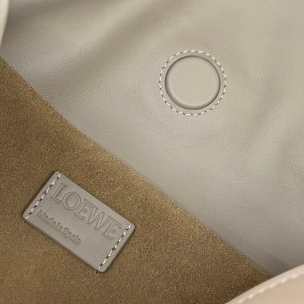 L⊚℮w℮🌟 New version Nappa leather Flamenco lucky bag🆕clutch💥 - 图片 3