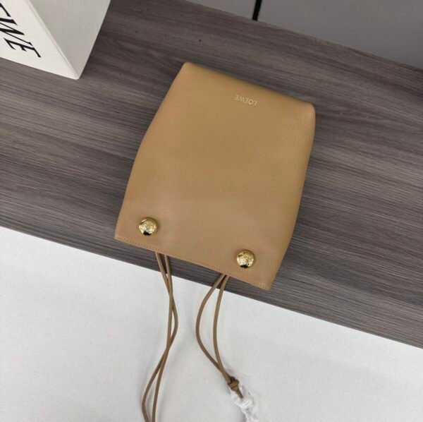 LO℮w℮🌟Smooth cowhide leather Pebble pouch - 图片 5