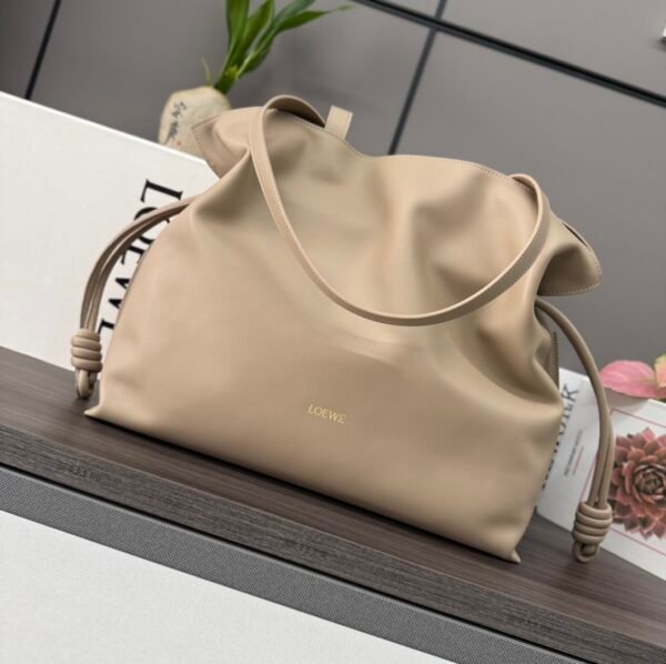 L⊚℮w℮🌟 New🆕Large Nappa leather Flamenco lucky bag🆕
