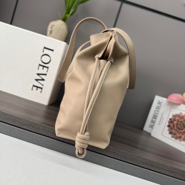 L⊚℮w℮🌟 New🆕Large Nappa leather Flamenco lucky bag🆕 - 图片 2
