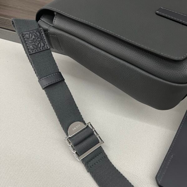 LO℮w℮🌟Latest military messenger bag arrival👏 - 图片 5