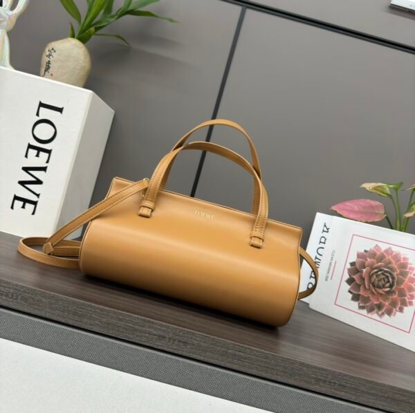 LO℮w℮🌟New cylindrical handbag👜