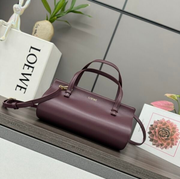 LO℮w℮🌟New cylindrical handbag👜