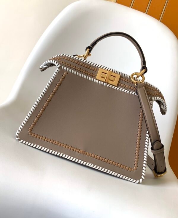 🎶 Fend•Iconic Peekaboo ISeeU Small Handbag,