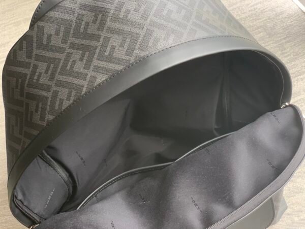 【Diagonal Chiodo】Medium Backpack F670 Black - 图片 4