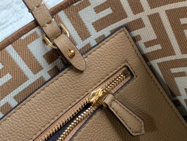 【Roll Small Handbag】F953 Brown - 图片 3