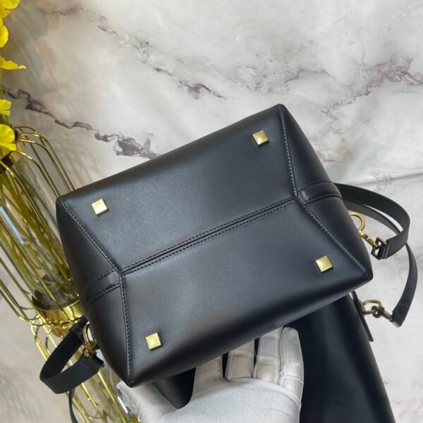 LE 5À7 series new super beautiful bucket bag with handle_new bag shape - 图片 6