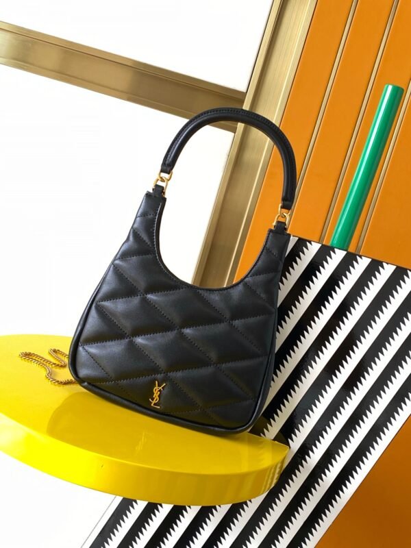 🌈The new Sade hobo is here!