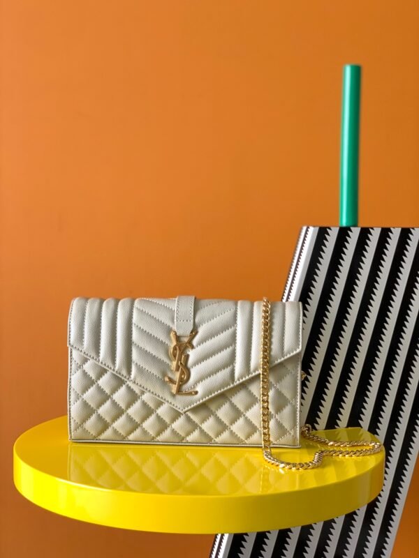 [Original leather] MIX MATELASSÉ grain embossed leather chain bag