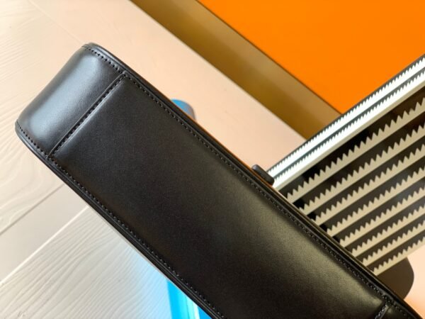【Original leather】▪️𝑳𝑬 5 𝐀̀ 7▪️This year’s explosively popular underarm bag is late but it’s here‼ ️ - 图片 8