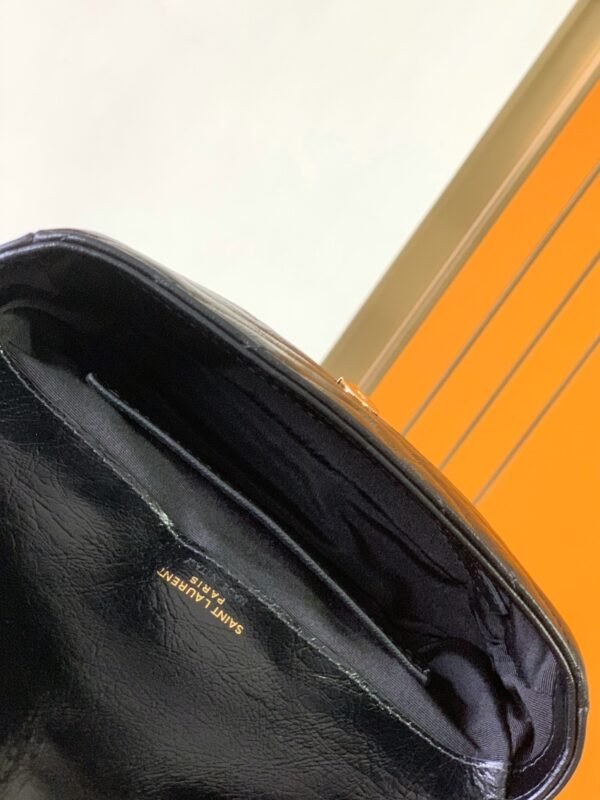 👄College shiny cracked mini messenger bag - 图片 4