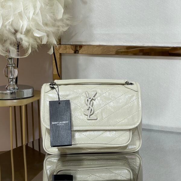 Hot sale Hot sale (milky white) in stock [Deyi] latest synchronization model