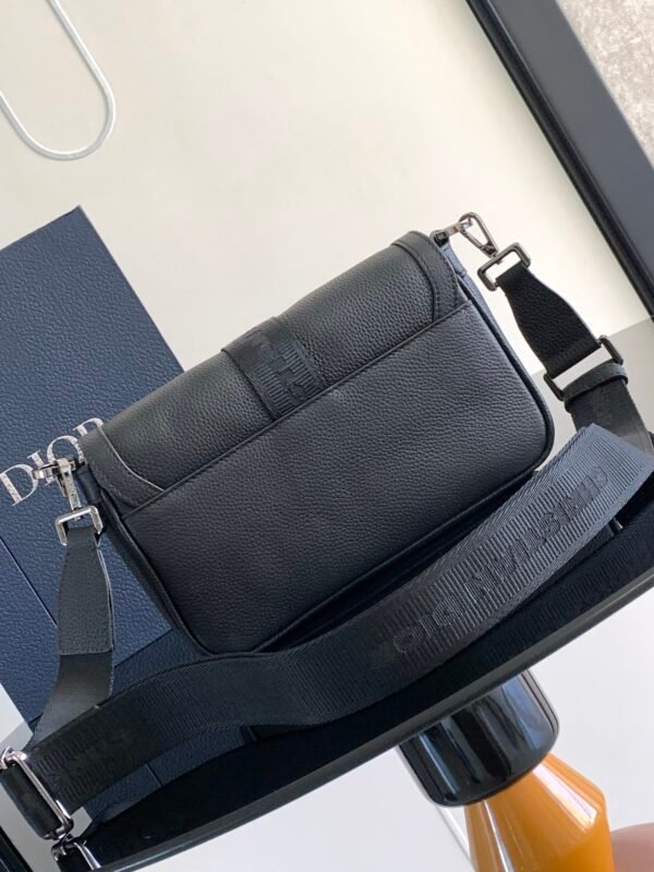 Dior Hit the Road bag with shoulder strap - 图片 9