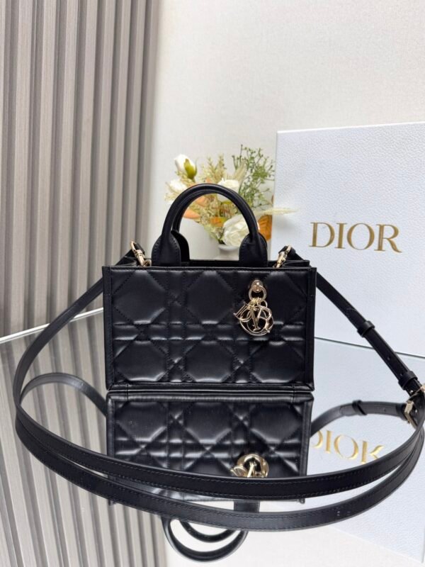 BOOK TOTE handbag Model:M1326
