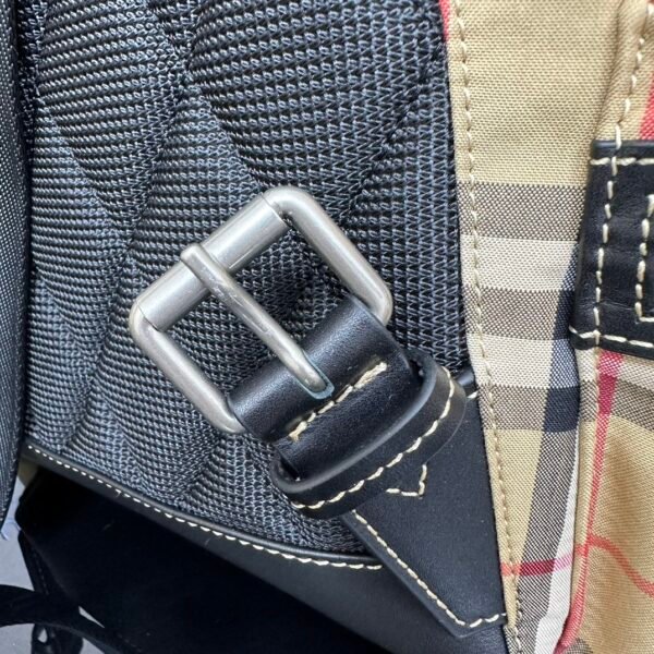 🎁【Medium】B's military backpack is based on the brand's classic military style bag - 图片 4