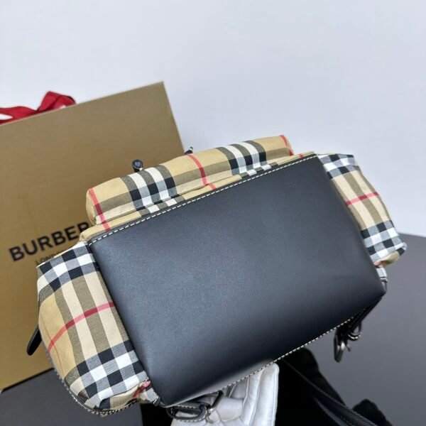 🎁【Medium】B's military backpack is based on the brand's classic military style bag - 图片 3