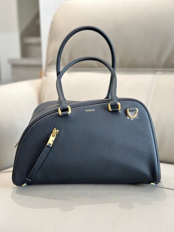 B's latest bowling bag is made of grained calfskin