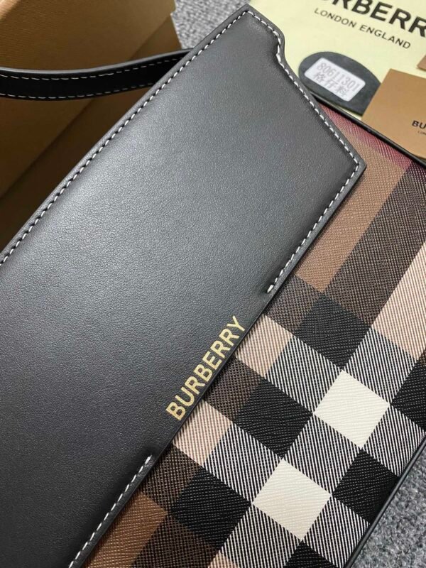 Update BBR's latest catwalk shoulder bag 💕 Made of selected soft leather. - 图片 9