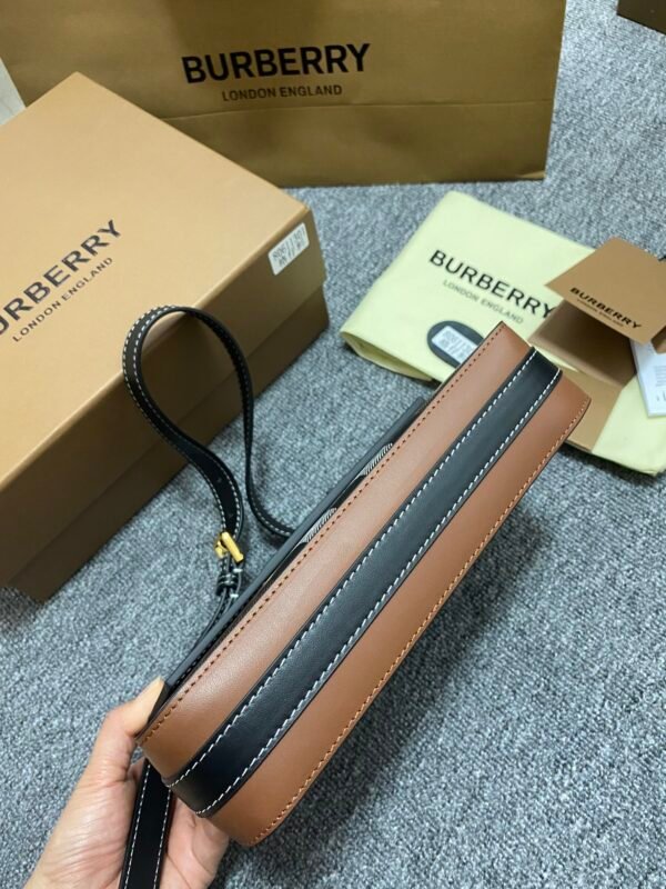 Update BBR's latest catwalk shoulder bag 💕 Made of selected soft leather. - 图片 8