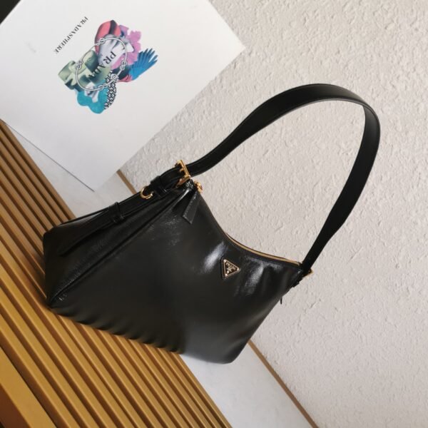 [Top original] P house 🌹 (large size patent leather) 🎉 Prada's latest handbag 🎉 1BC228 has arrived - 图片 2